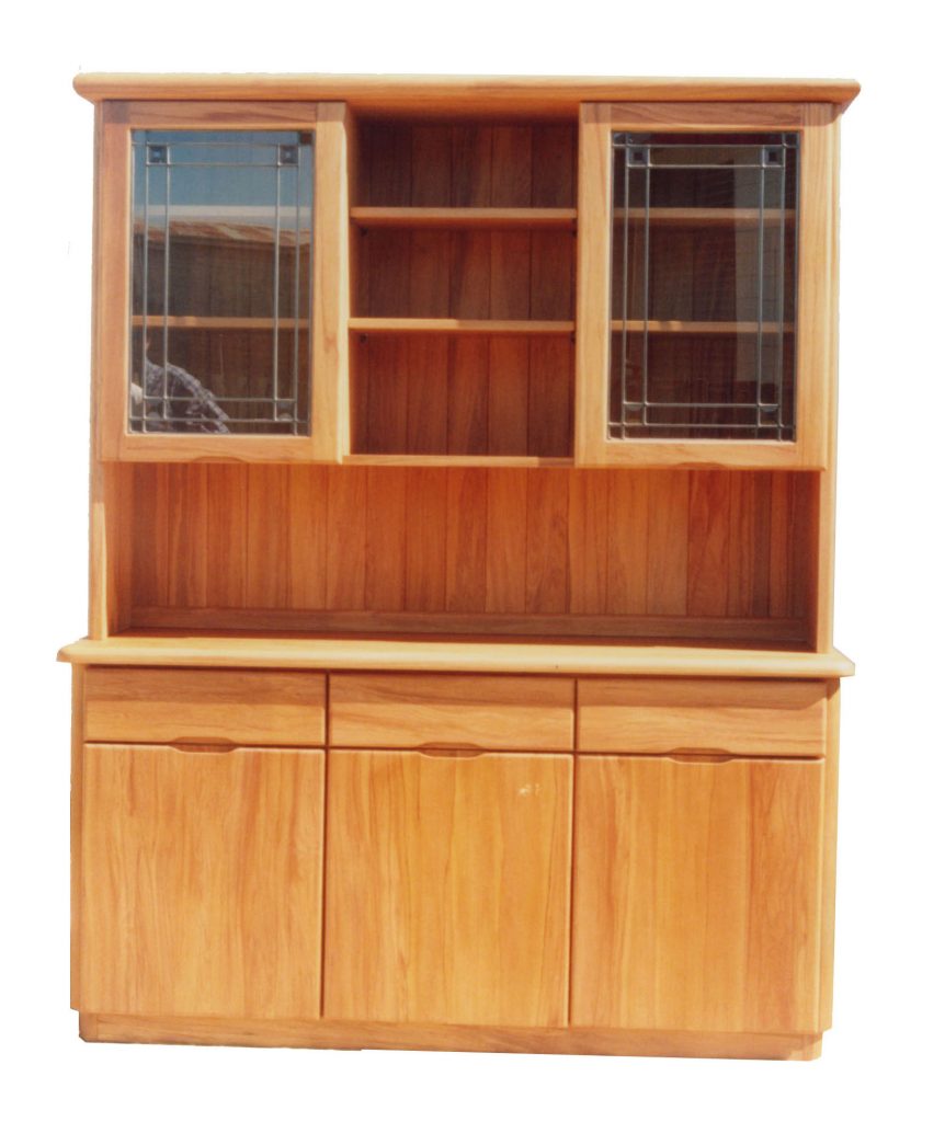 Premium Rimu Hutch Dressers | Extendable Dining Table NZ | Rimu Funiture